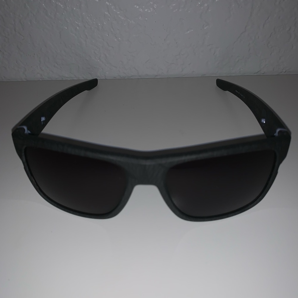 Oakley Crossrange sunglasses